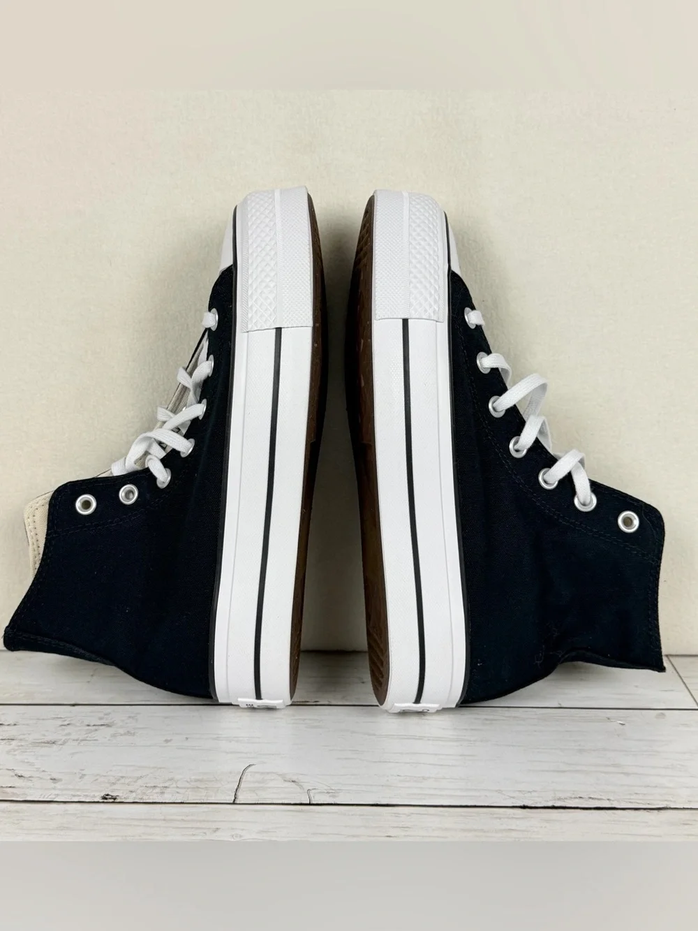 Women's Converse Taylor All Star Lift Hi Size 8 Black/White 560845F New with Box - Picture 3 of 11